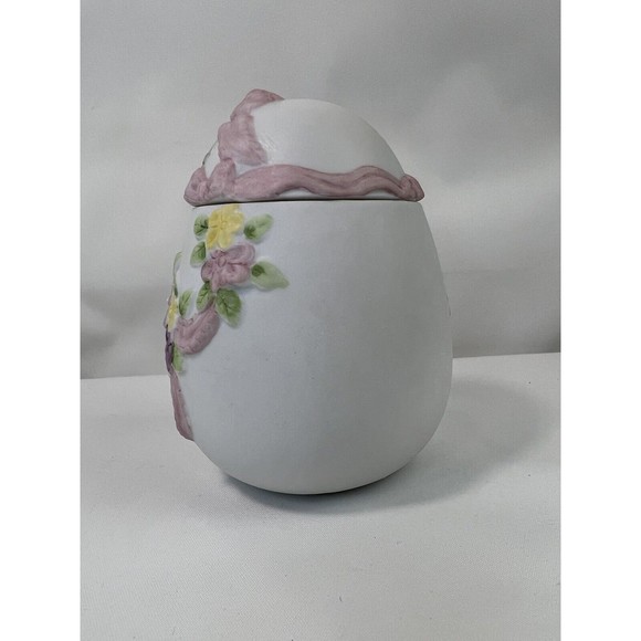 Vtg 1991 Lefton China Porcelain Egg Trinket Box w/Lid Ribbon Floral Hand Painted - Picture 2 of 6